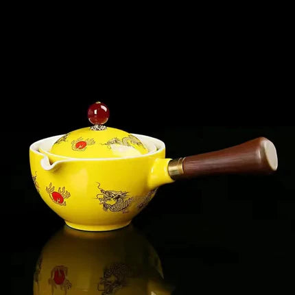 Çiçek Açan Çay Demliği